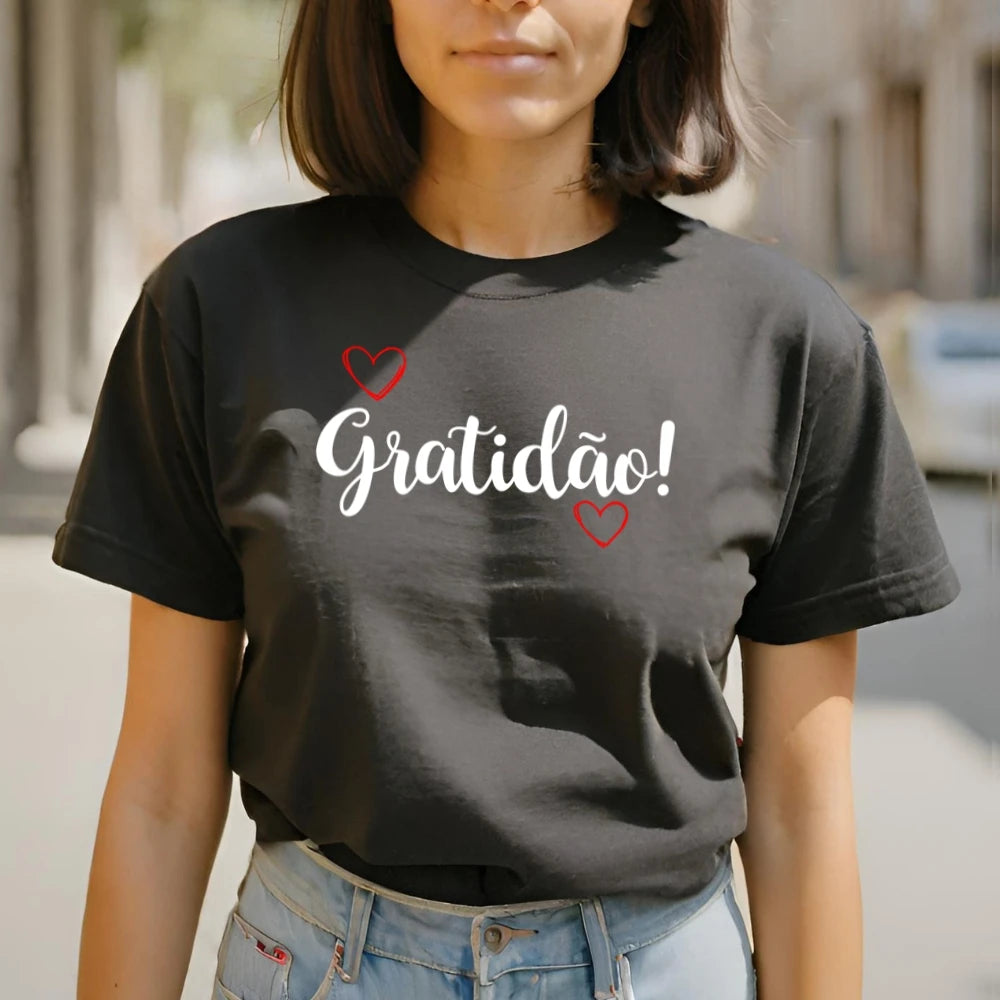 Camiseta feminina estampada com corações 100% algodão macio