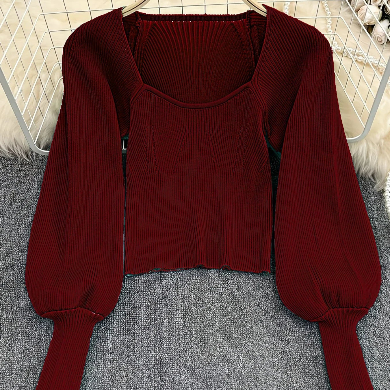 Blusa tricot gola quadrada