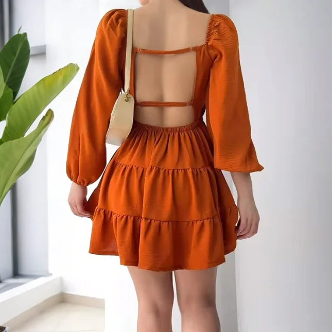 Vestido feminino sem costas com cordão