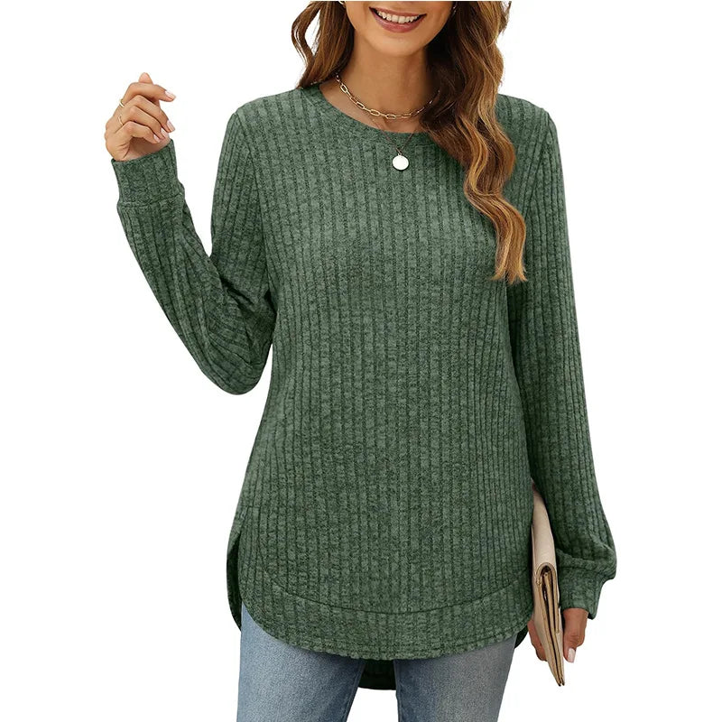 Blusa feminina com decote redondo e manga comprida