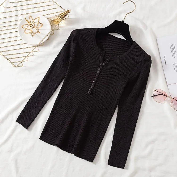 Blusa feminina básica com botões e decote em V