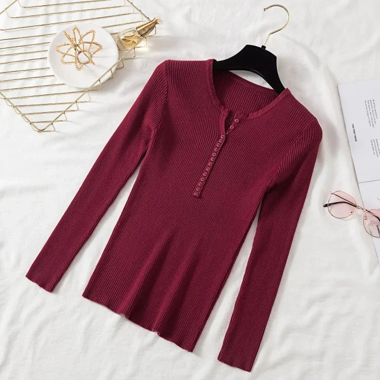 Blusa feminina básica com botões e decote em V
