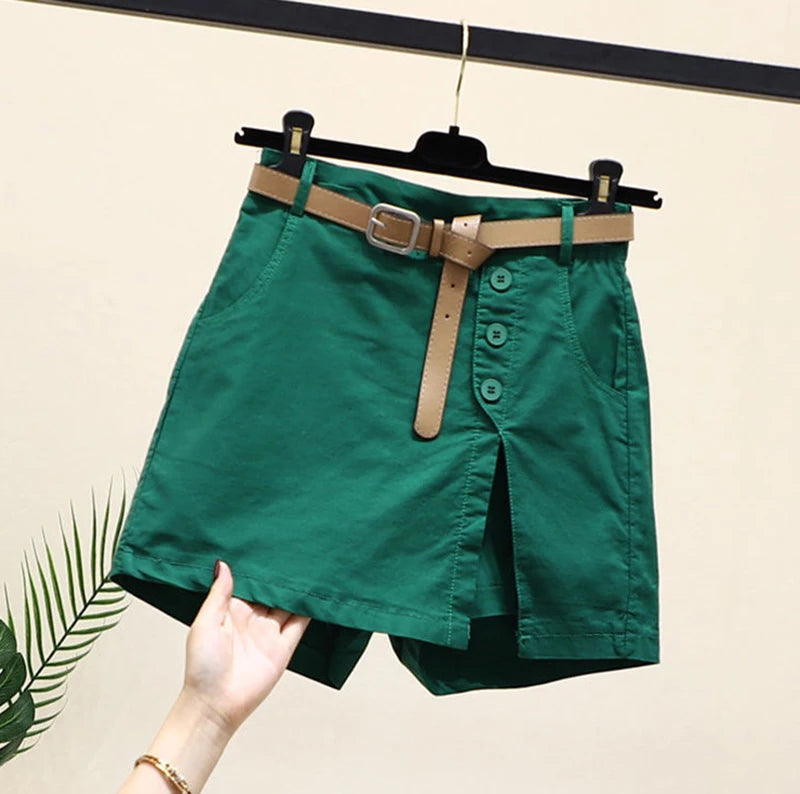 Shorts saia com fenda