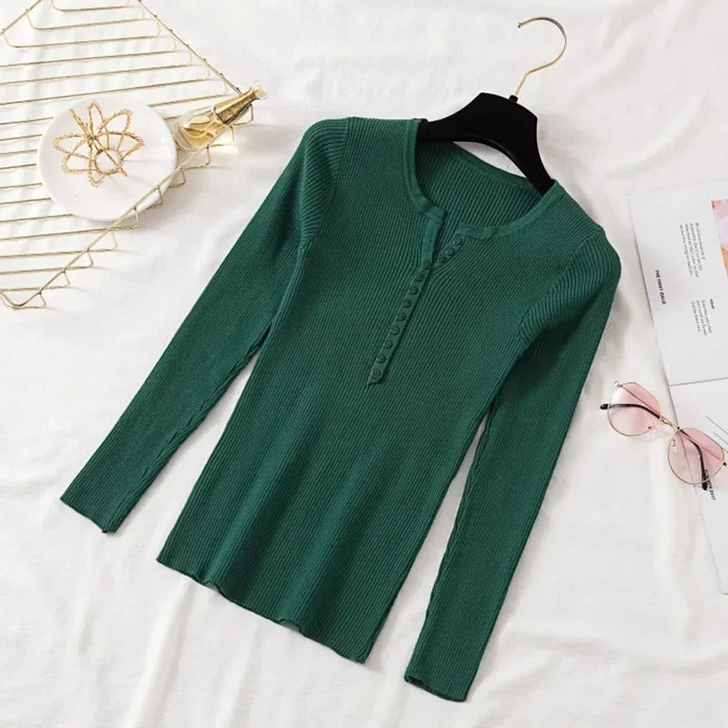 Blusa feminina básica com botões e decote em V