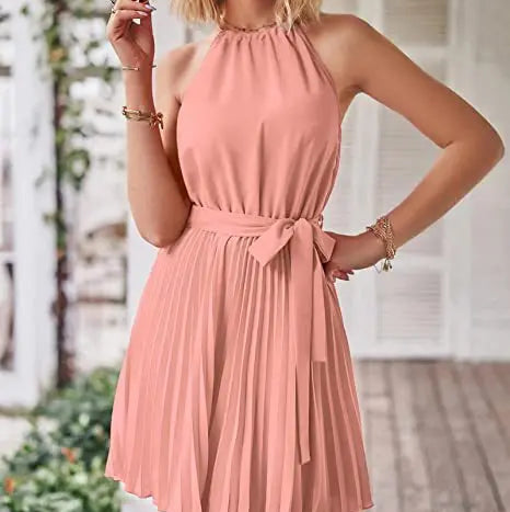 Vestido curto plissado de verão