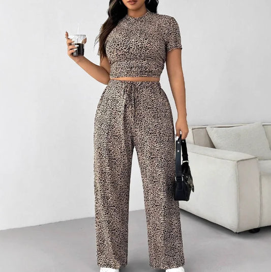Conjunto feminino casual blusa curta e calça
